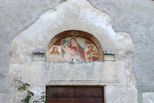 Chiesa rurale di San Giovanni - portale 